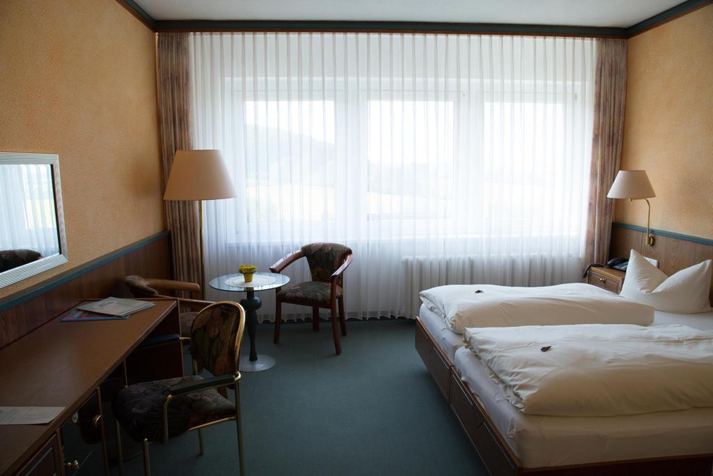 Hotel Reifenstein Kleinbartloff Eksteriør bilde