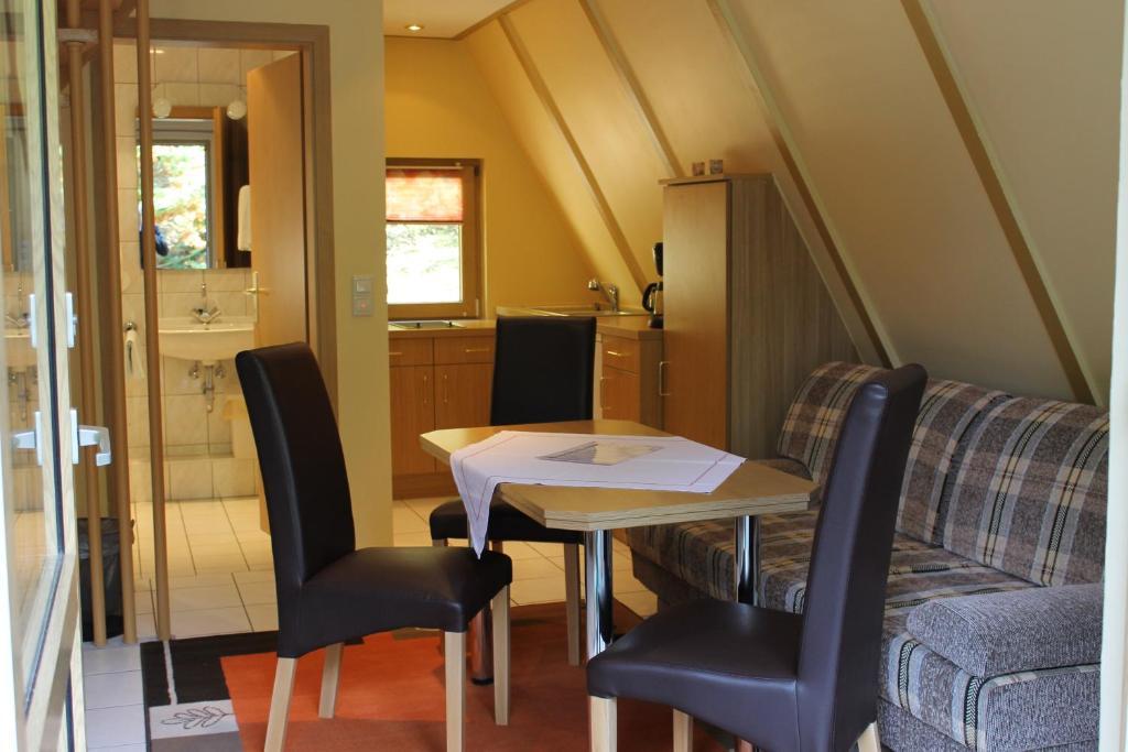 Hotel Reifenstein Kleinbartloff Rom bilde