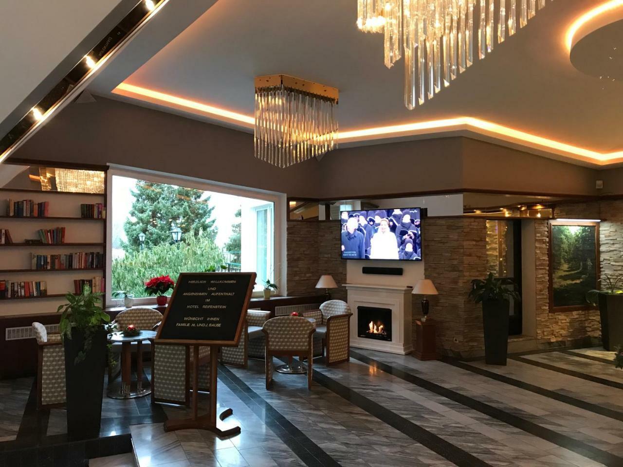 Hotel Reifenstein Kleinbartloff Eksteriør bilde