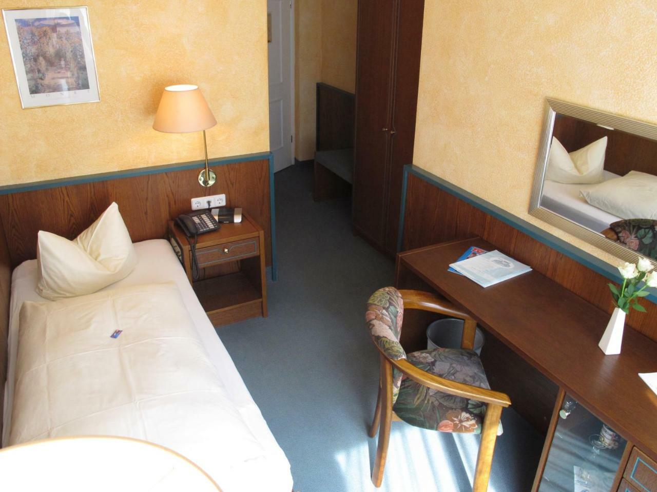 Hotel Reifenstein Kleinbartloff Eksteriør bilde